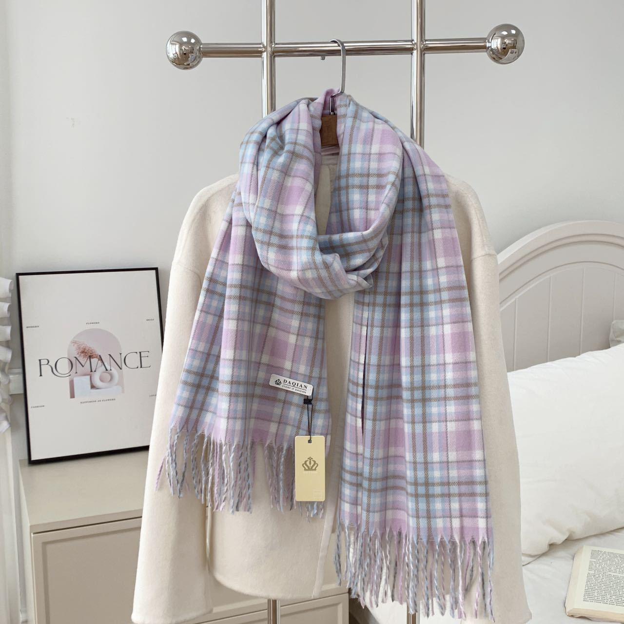 Women's High-grade Check Warm Korean Style Plaid Scarfs