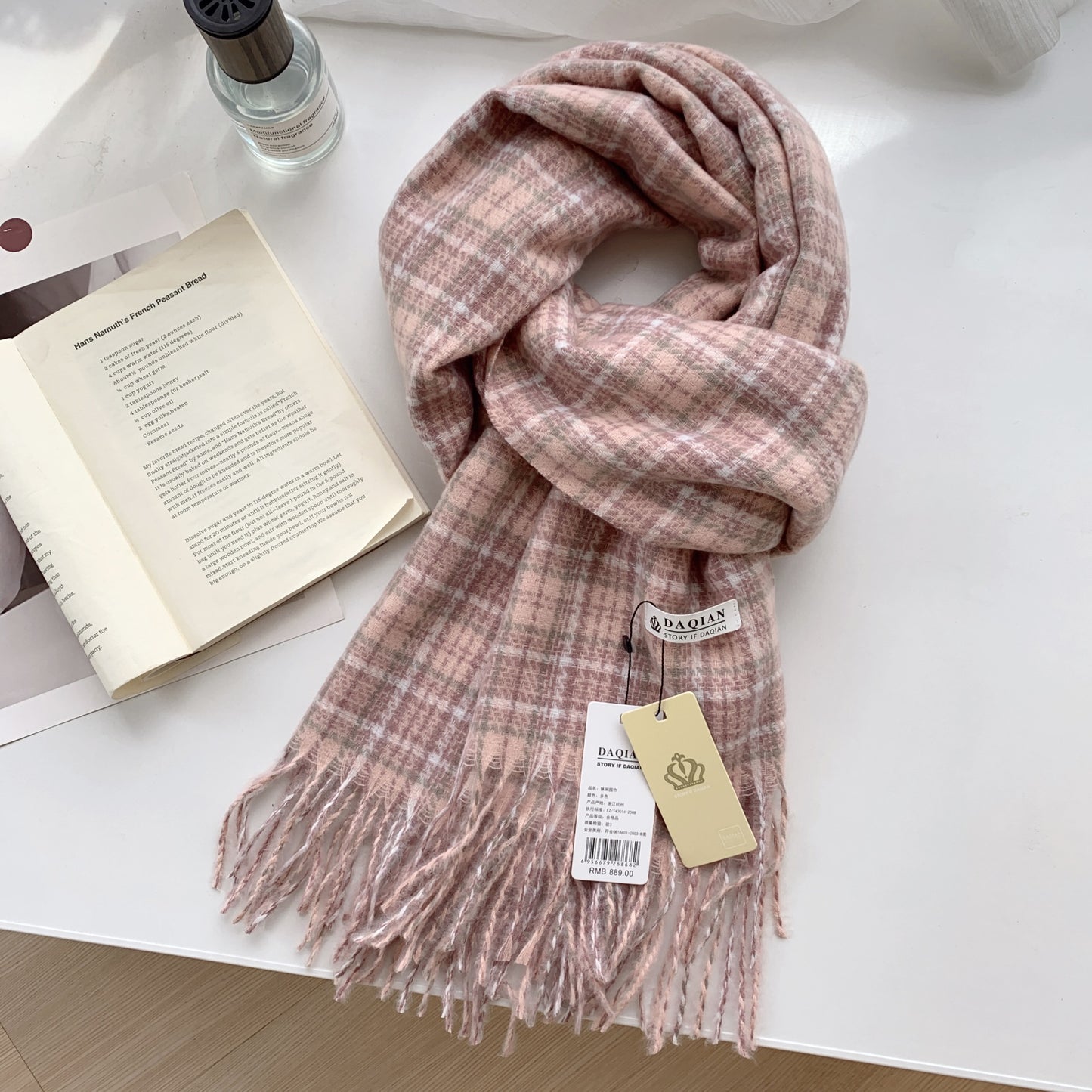 Women's High-grade Check Warm Korean Style Plaid Scarfs