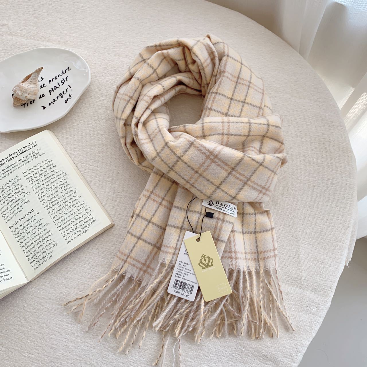 Women's High-grade Check Warm Korean Style Plaid Scarfs