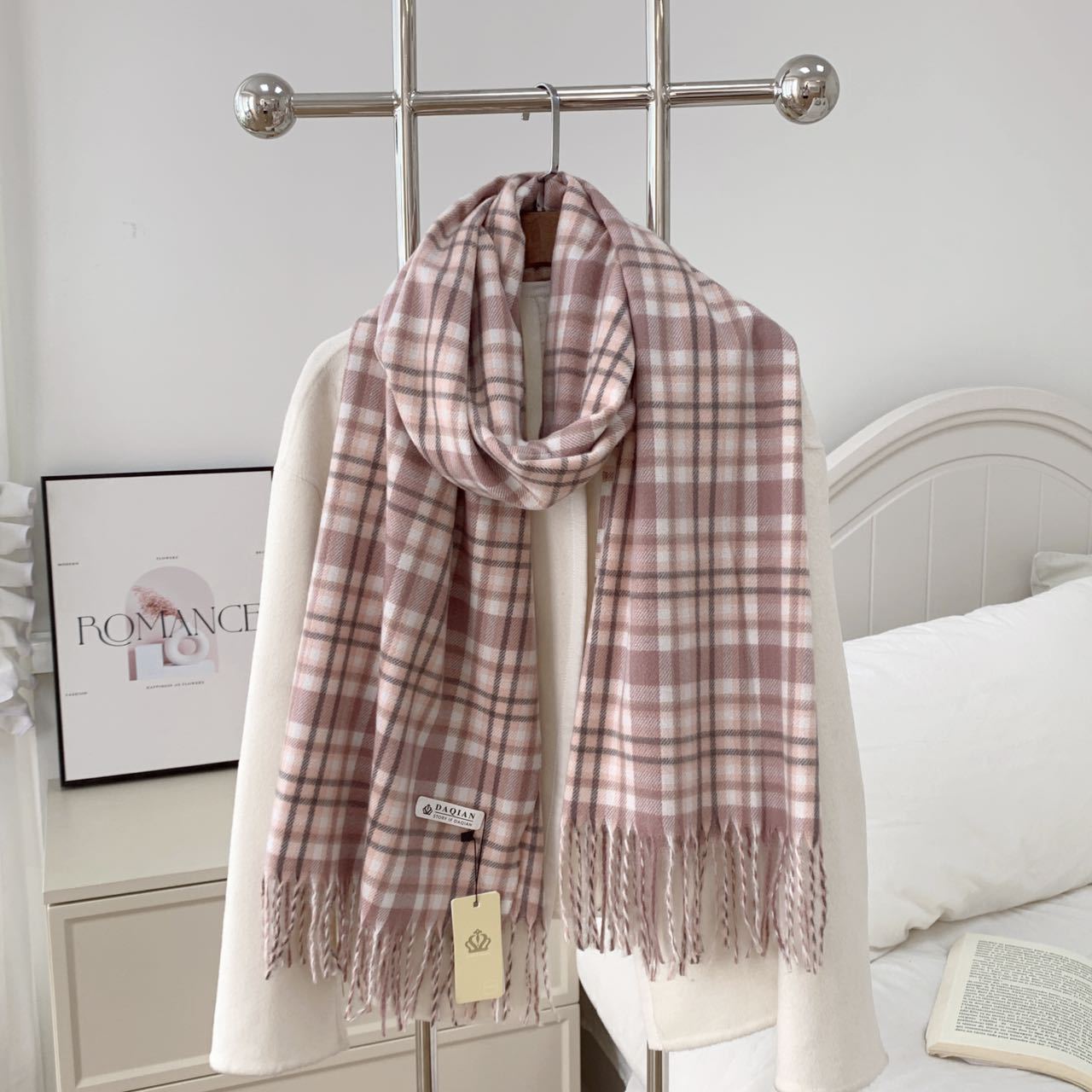 Women's High-grade Check Warm Korean Style Plaid Scarfs