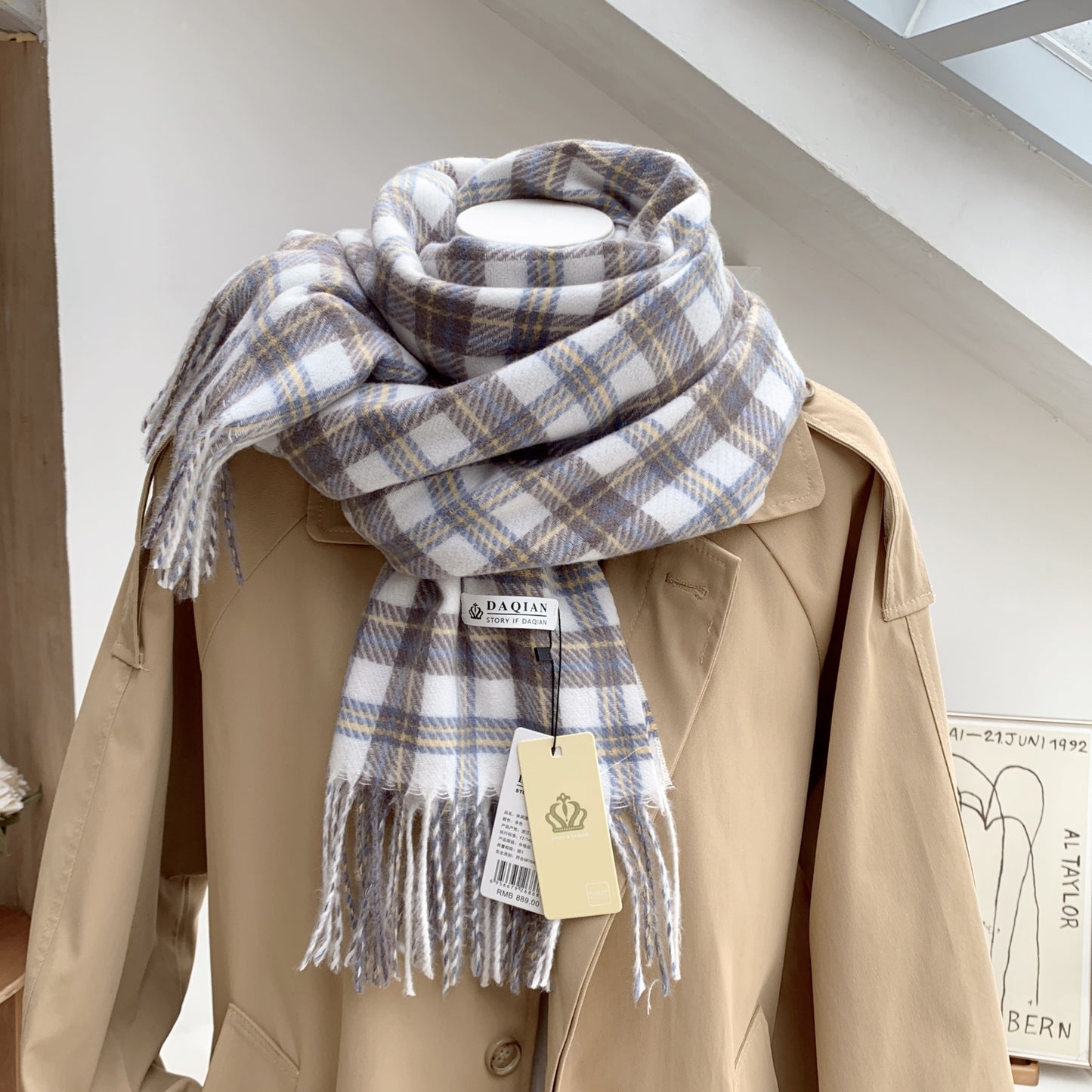 Women's High-grade Check Warm Korean Style Plaid Scarfs