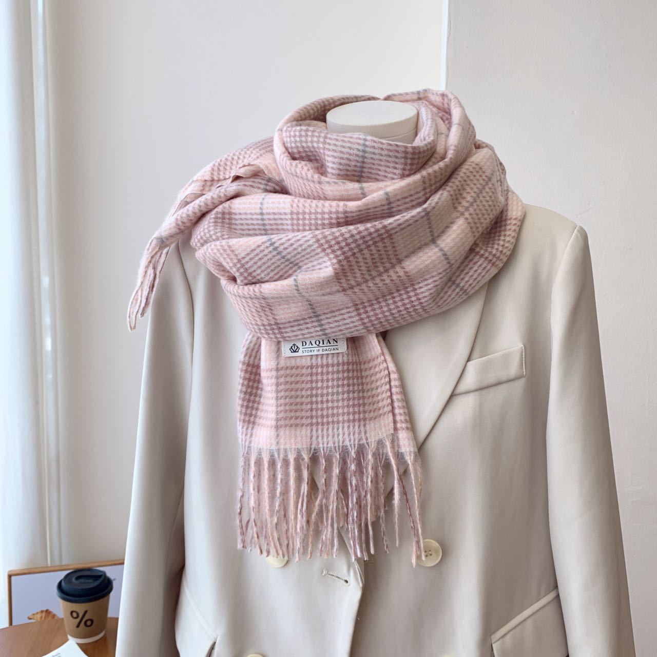 Women's High-grade Check Warm Korean Style Plaid Scarfs