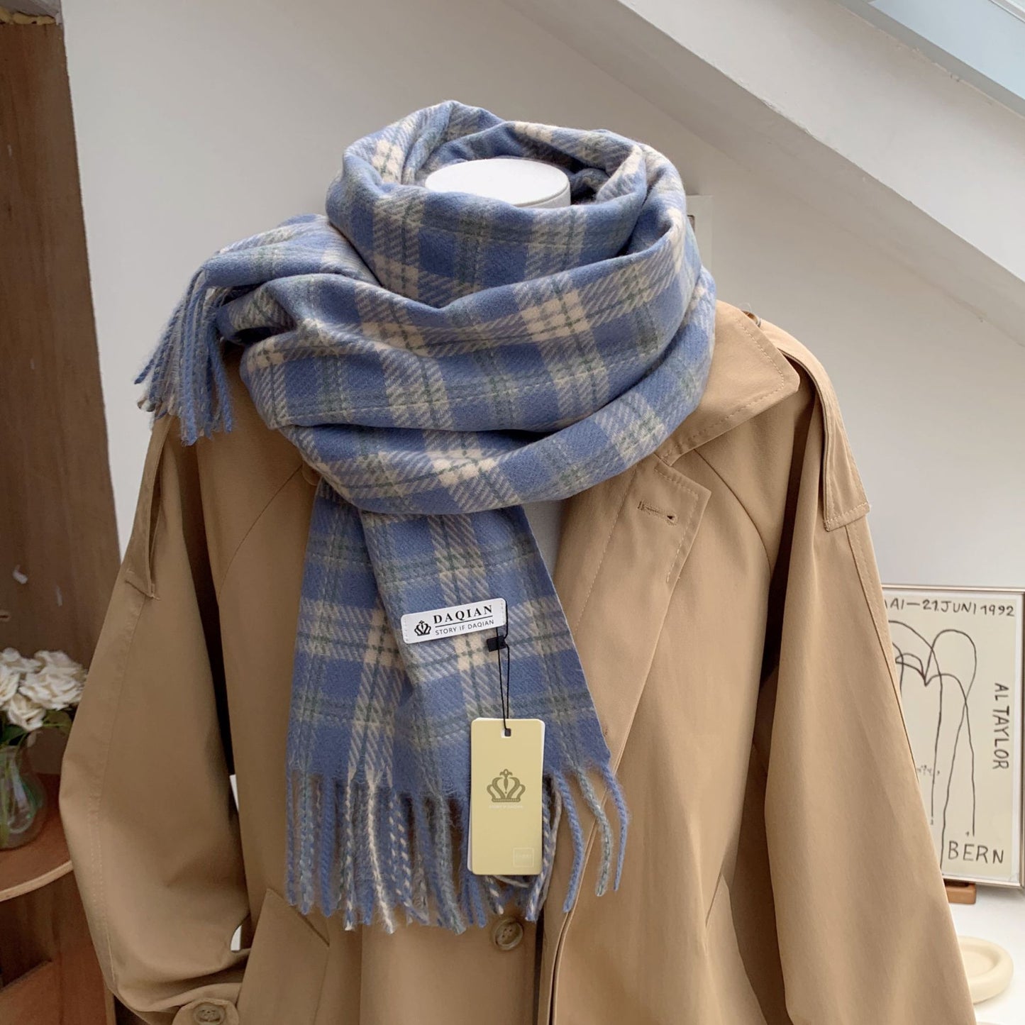 Women's High-grade Check Warm Korean Style Plaid Scarfs