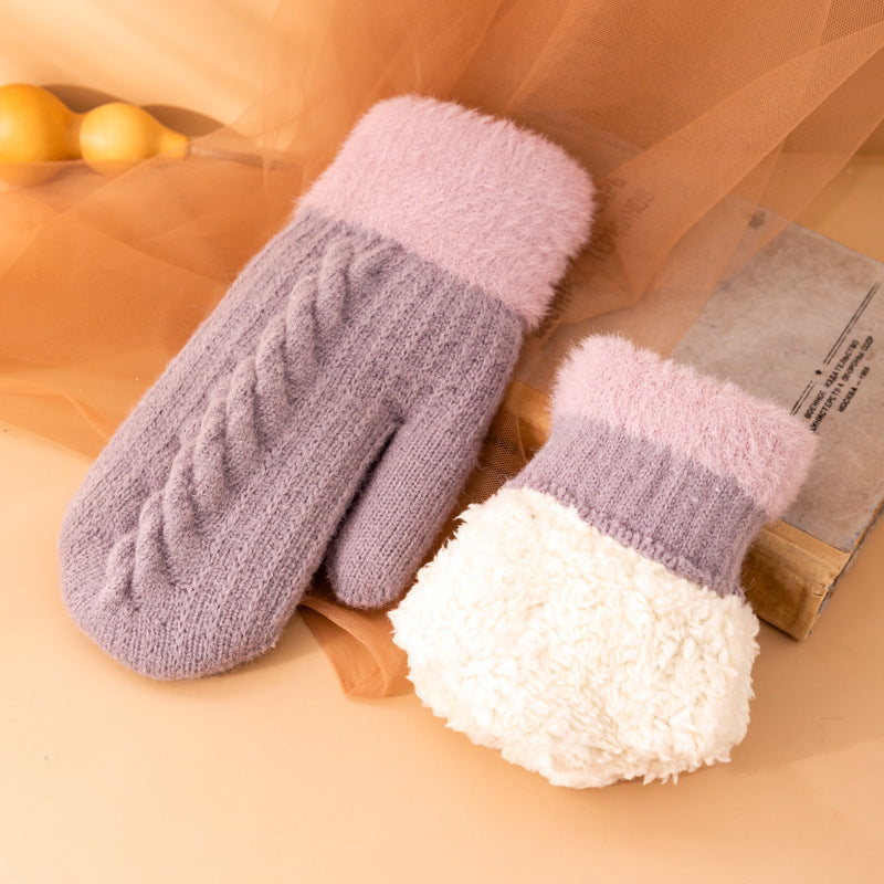 Women's Winter Veet Fashionable Twist Knitted Warm Gloves