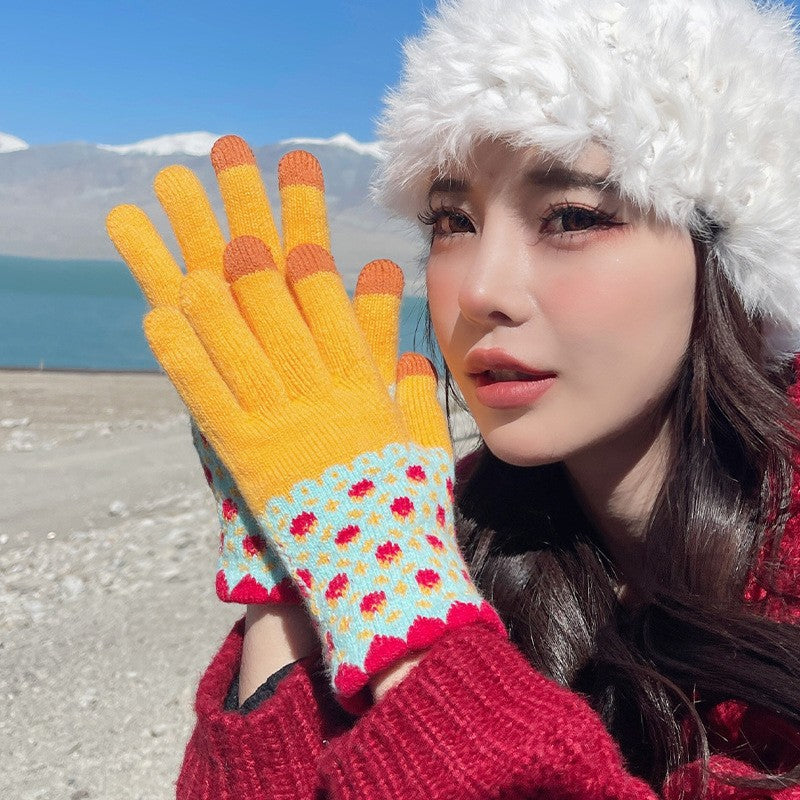 Women's Knitted Thermal Winter Fleece-lined Thick Windproof Cartoon Gloves