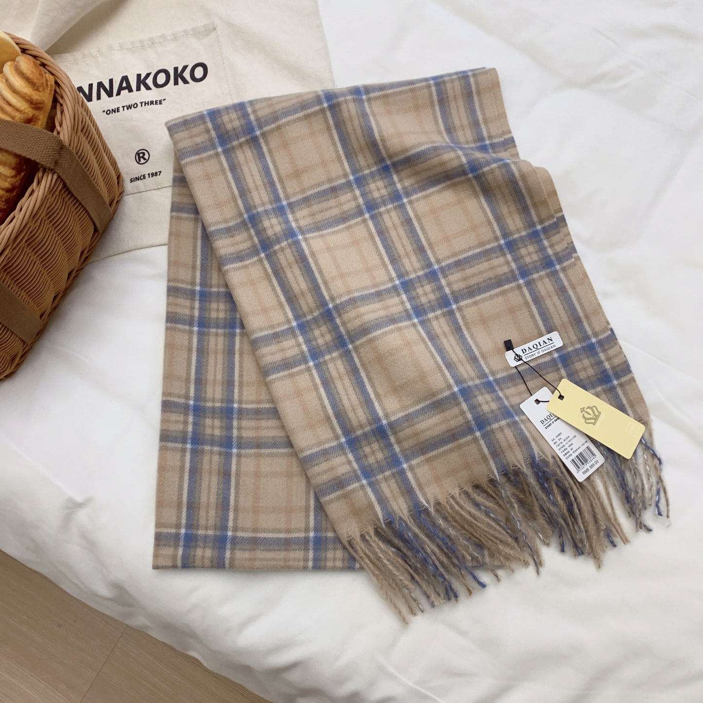 Women's High-grade Check Warm Korean Style Plaid Scarfs