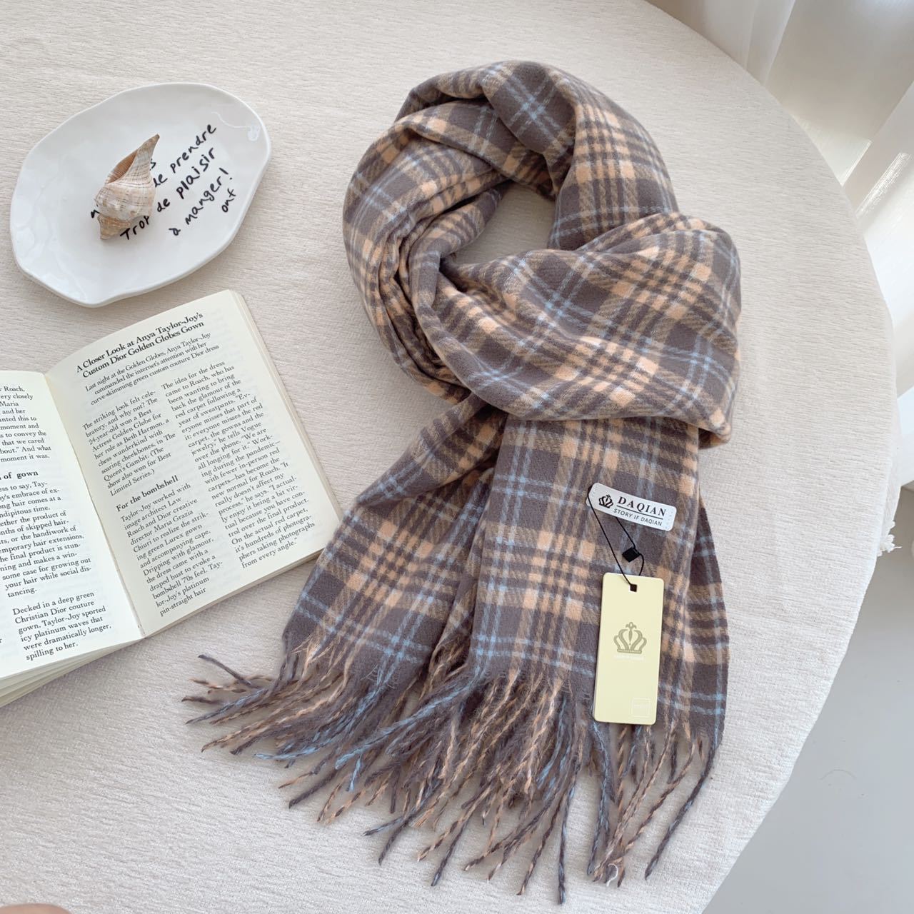 Women's High-grade Check Warm Korean Style Plaid Scarfs