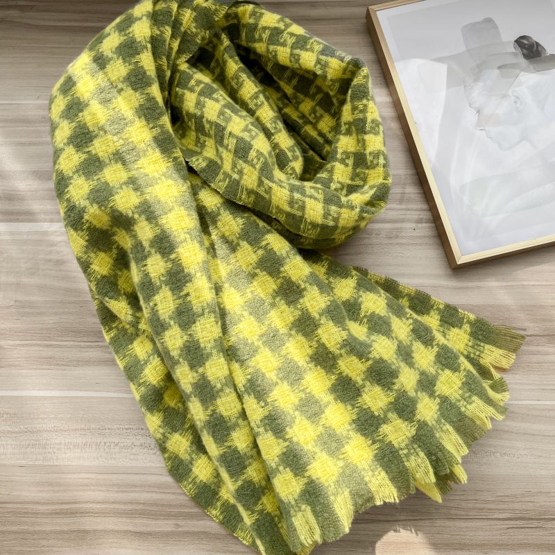 Women's Fashionable Diamond Korean Sweet Plaid Thickened Scarfs