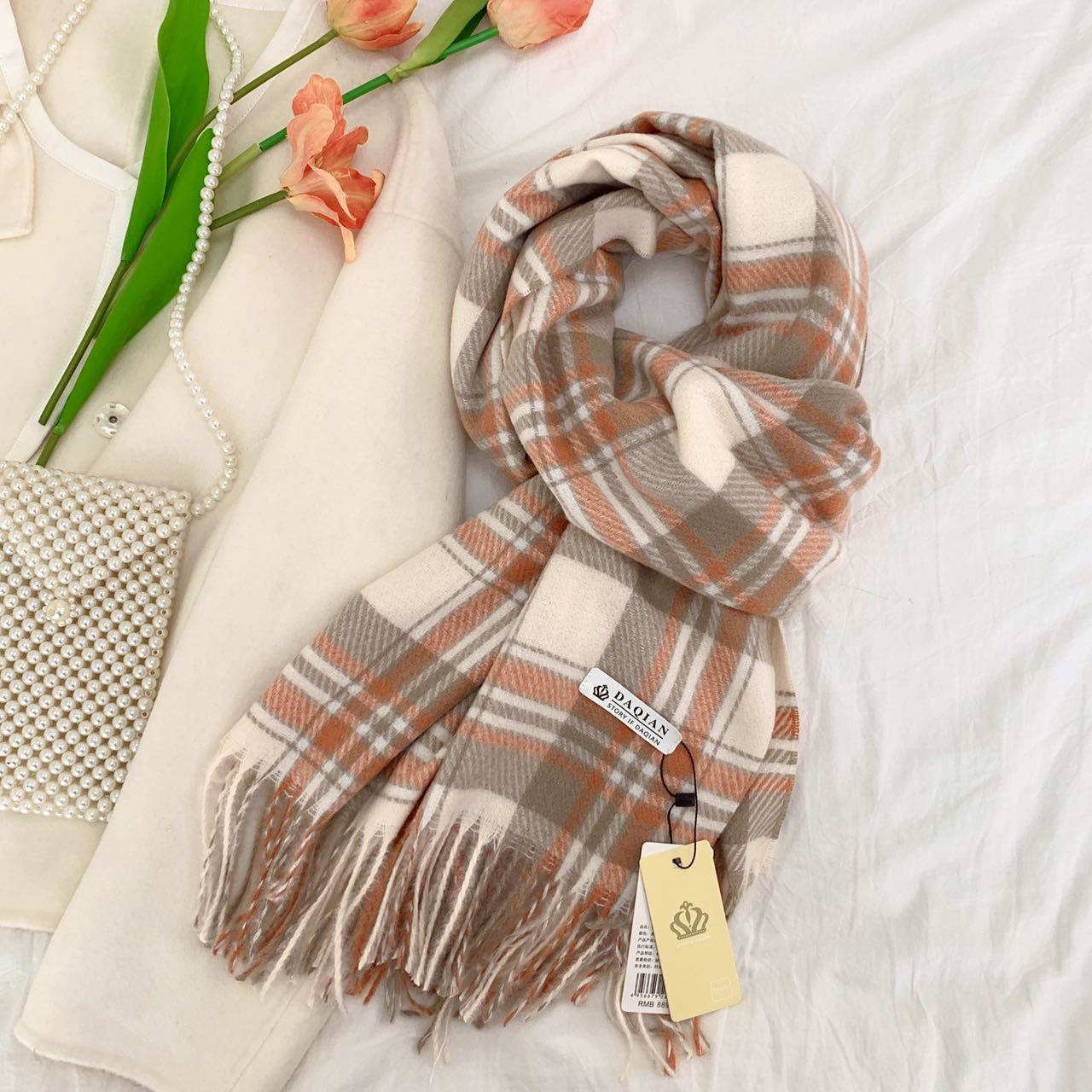 Women's High-grade Check Warm Korean Style Plaid Scarfs