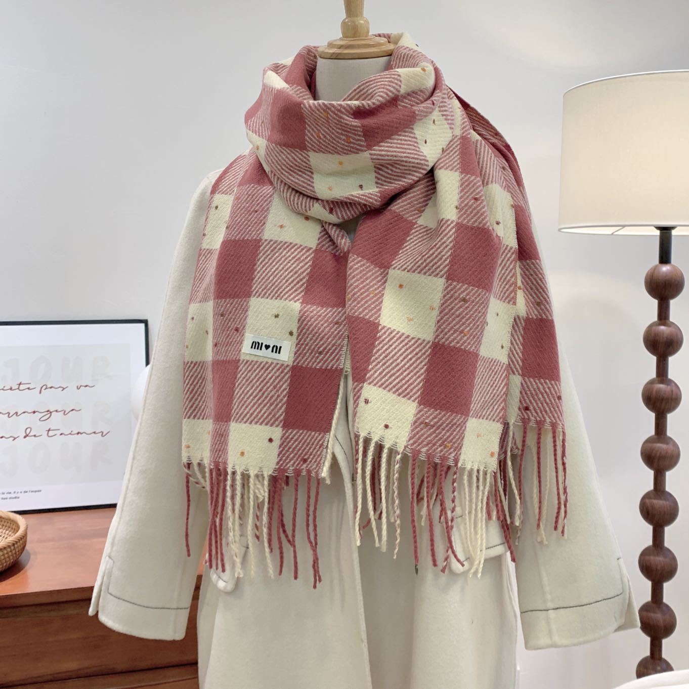 Women's High-grade Check Warm Korean Style Plaid Scarfs