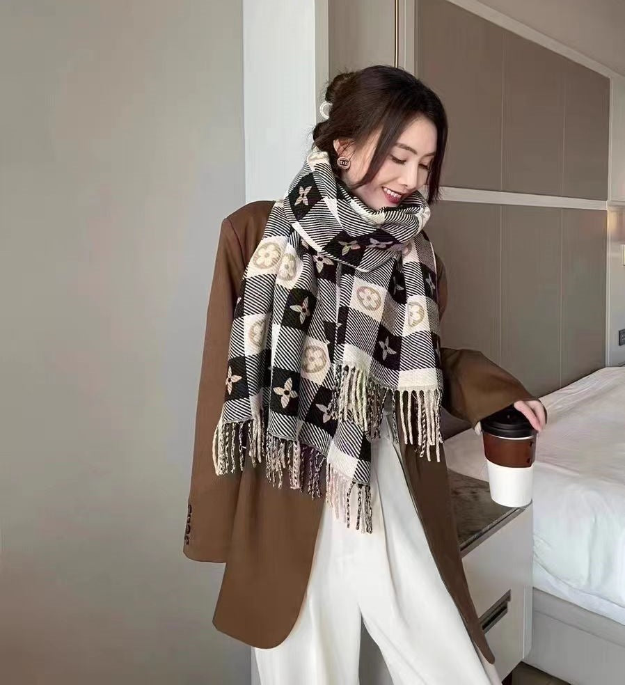 Women's High-grade Plaid Shawl Autumn Versatile Fashion Scarfs