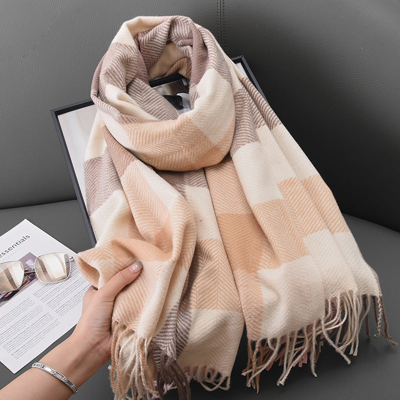 Women's Fashionable Corrugated Plaid Warm British Tassel Scarfs