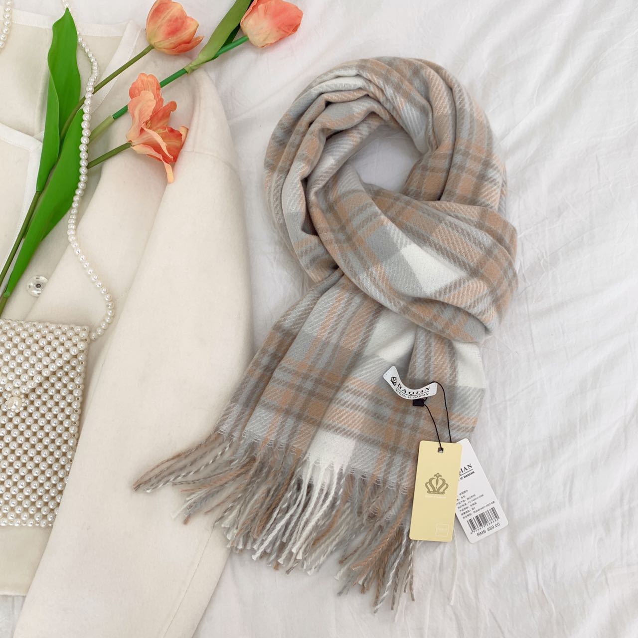 Women's High-grade Check Warm Korean Style Plaid Scarfs