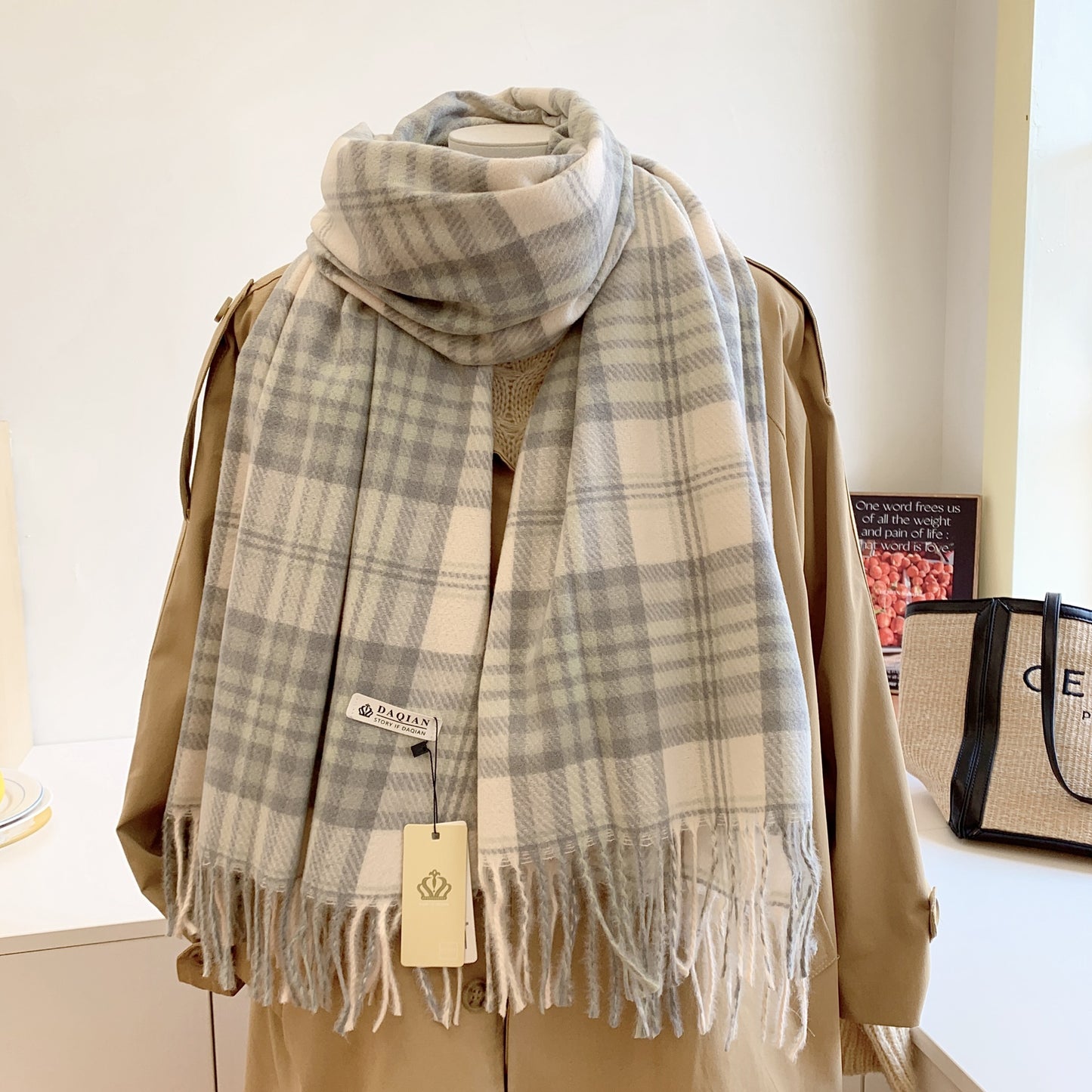 Women's High-grade Check Warm Korean Style Plaid Scarfs