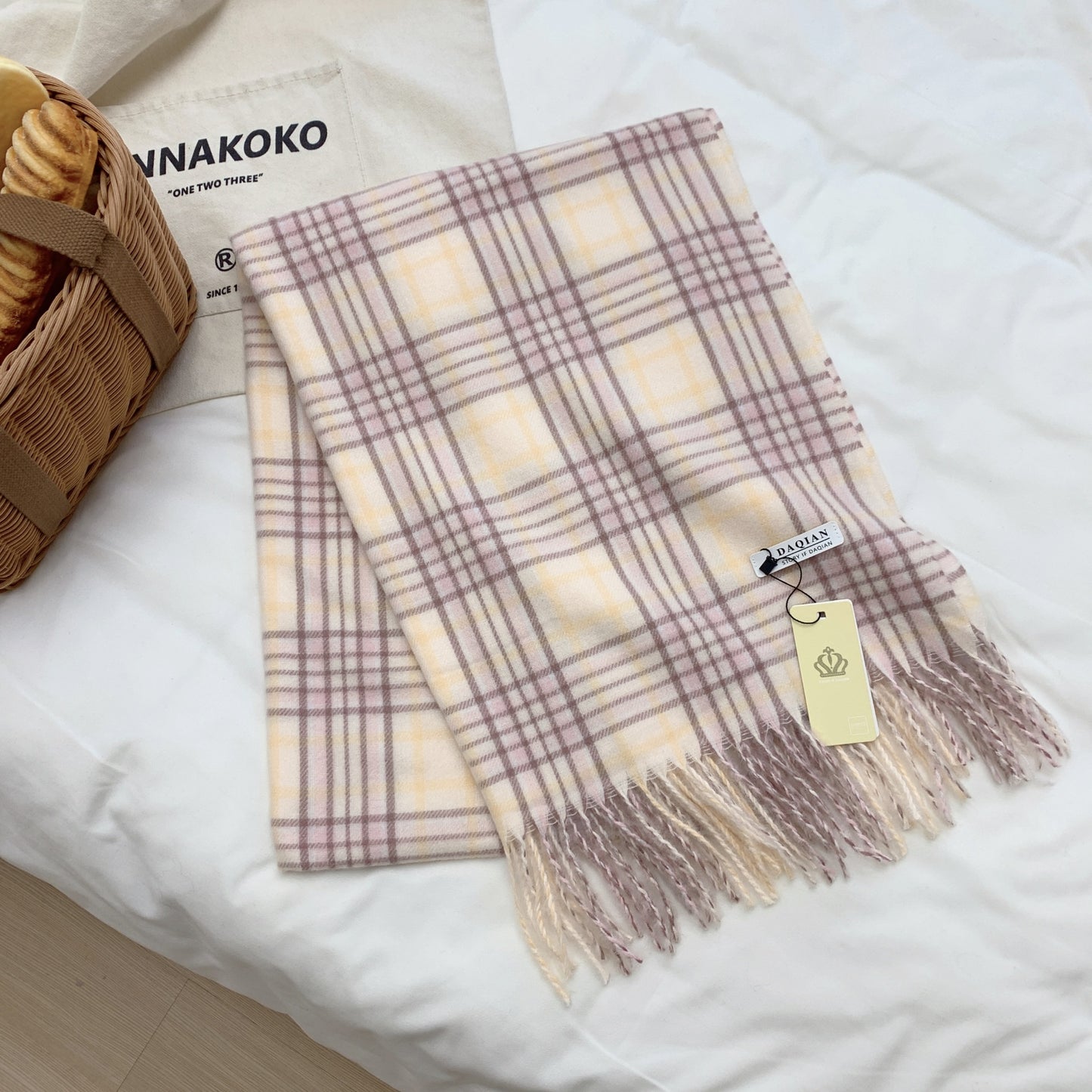 Women's High-grade Check Warm Korean Style Plaid Scarfs