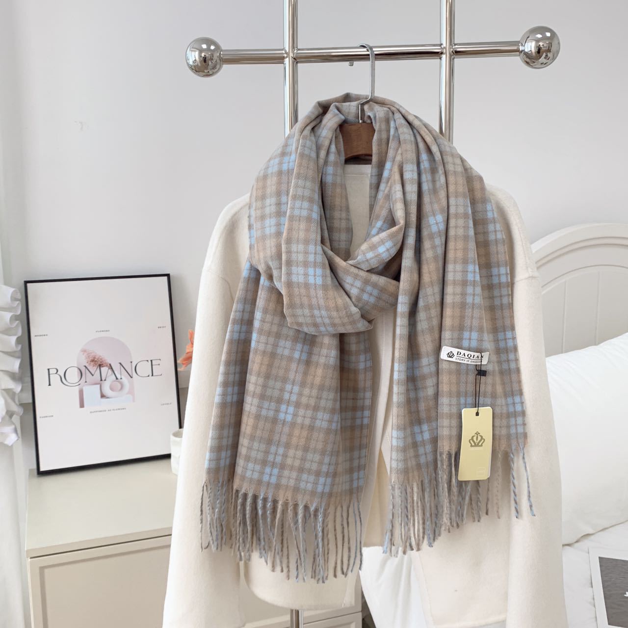 Women's High-grade Check Warm Korean Style Plaid Scarfs