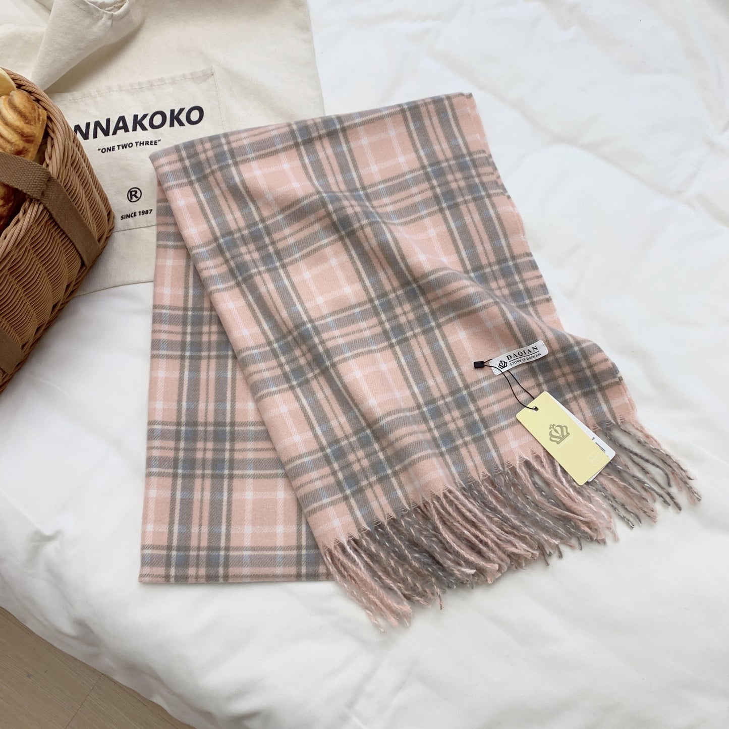 Women's High-grade Check Warm Korean Style Plaid Scarfs